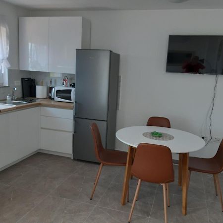 Gita Apartmani Čižići 외부 사진